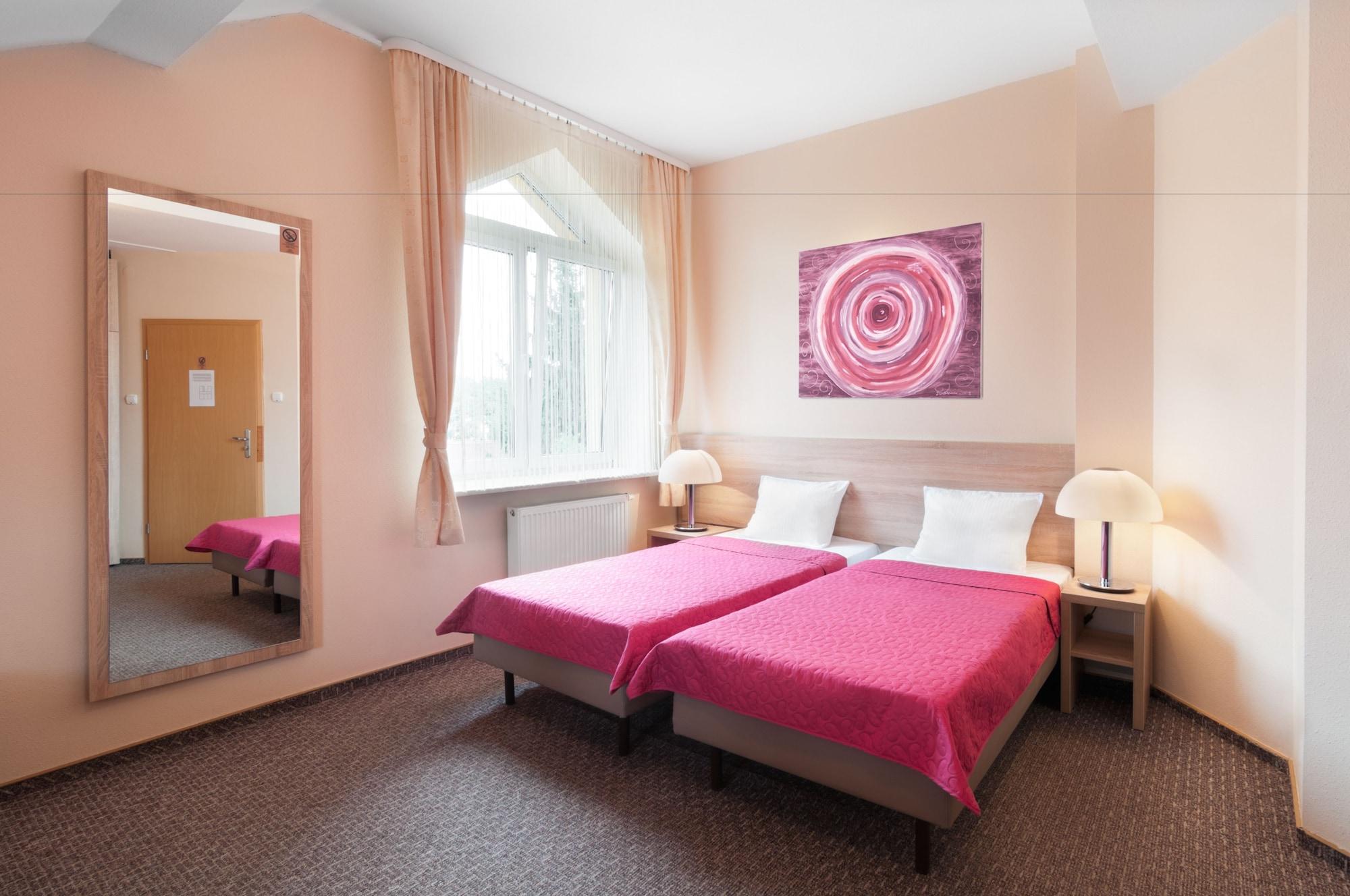 Hotel Petrus Krakow Luaran gambar