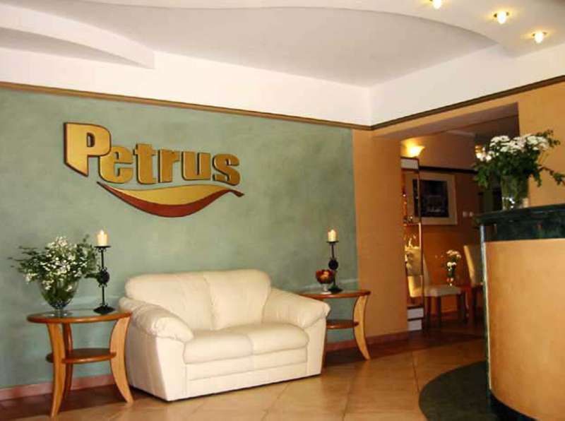 Hotel Petrus Krakow Luaran gambar