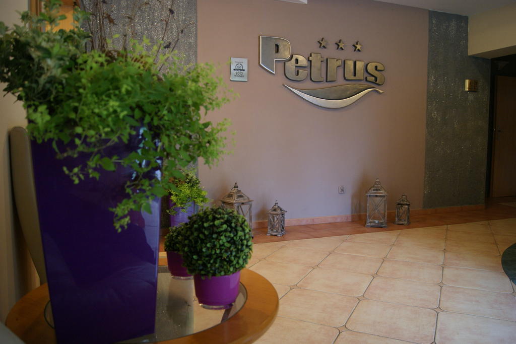 Hotel Petrus Krakow Luaran gambar