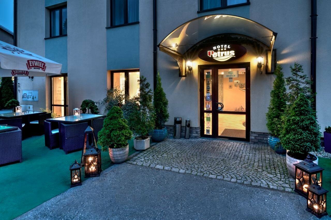 Hotel Petrus Krakow Luaran gambar